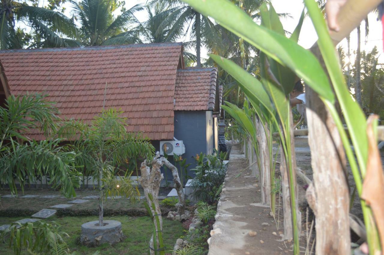 Nyuh Gading Bungalow Nusa Penida Sakti Exterior photo
